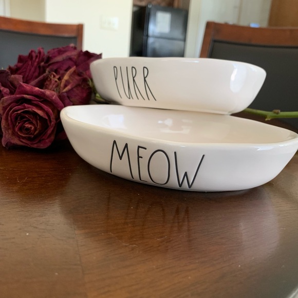 Rae Dunn Other - LAST CHANCE Rae Dunn Pet Dish